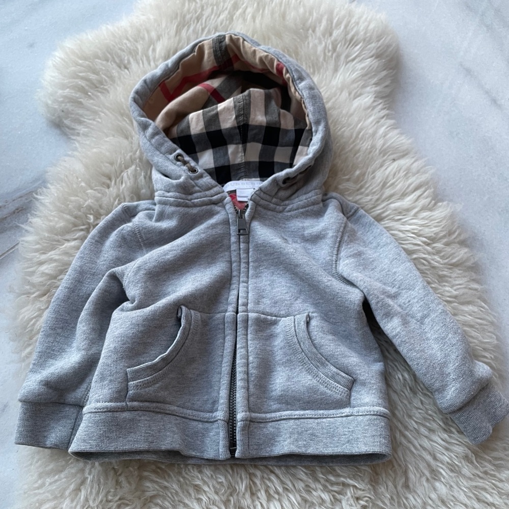 Burberry hoodie zip up